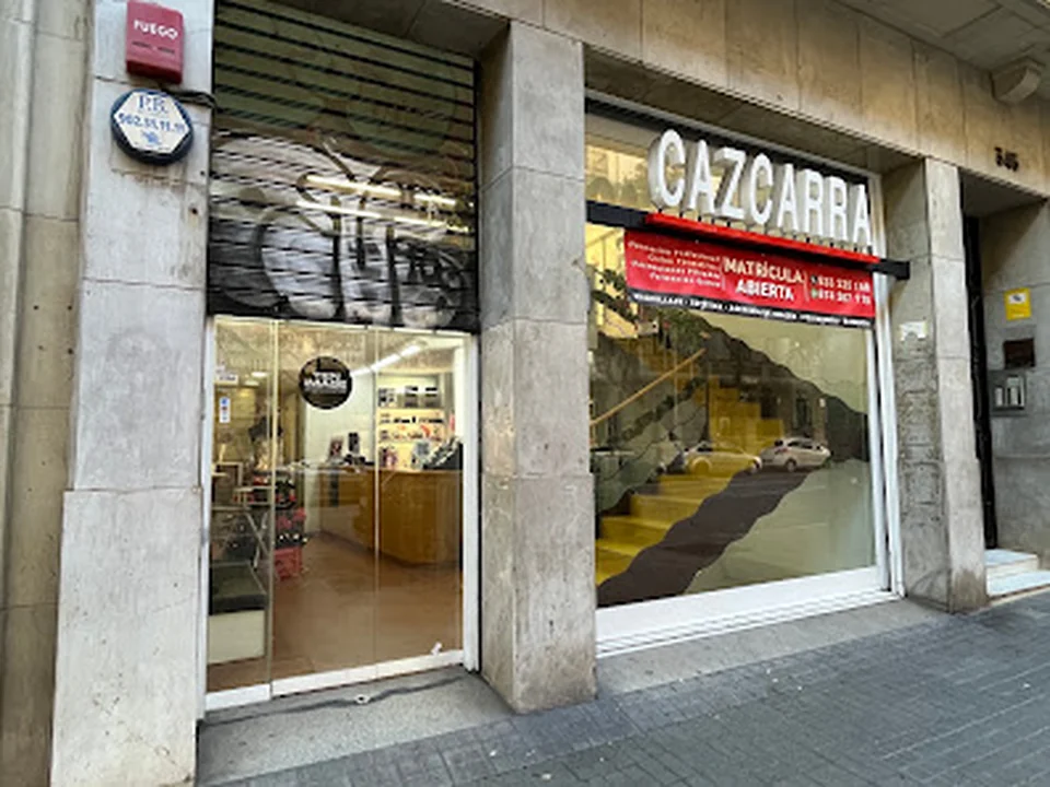 Cazcarra Image School, Barcelona