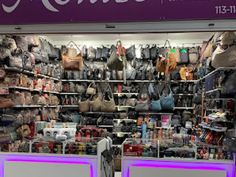 Bolsos Montse, Barcelona